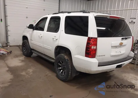 2013 Chevrolet Tahoe Lt z USA, uszkodzony, nr VIN 1GNSKBE08DR216257
